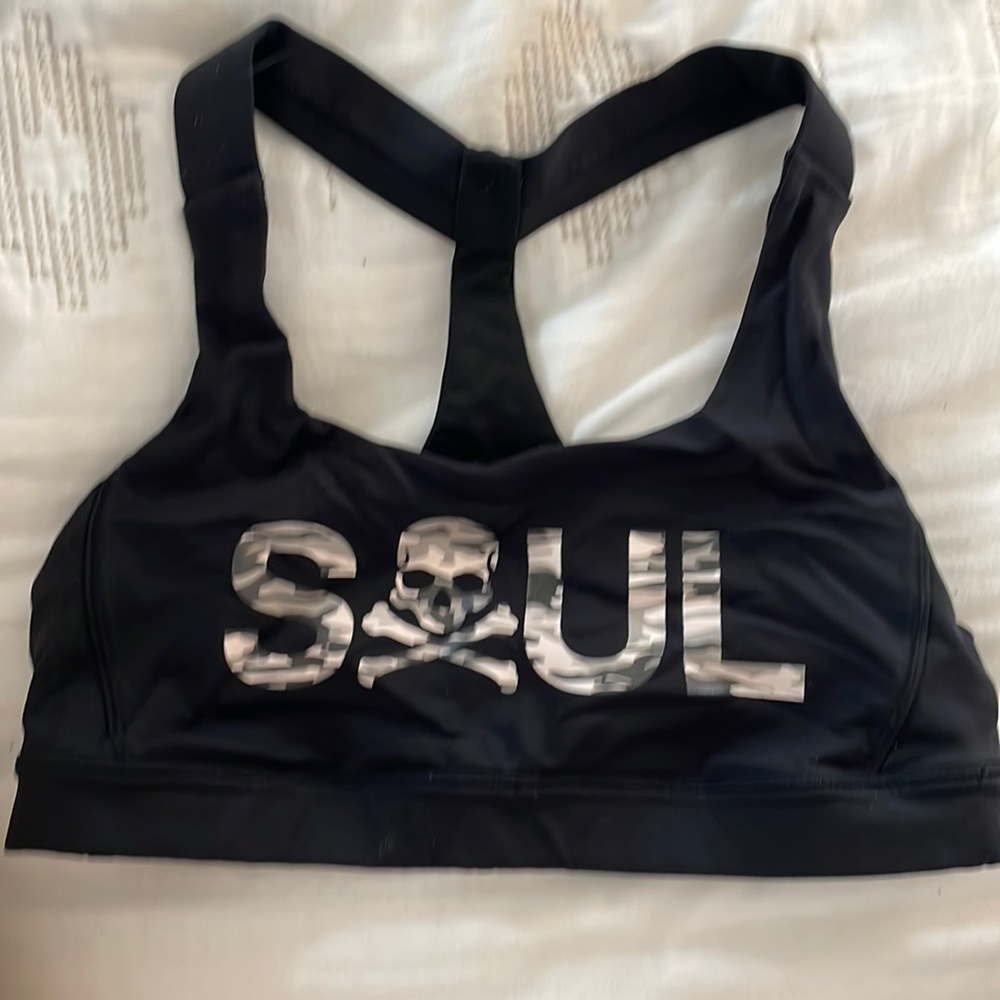 Lululemon bra
